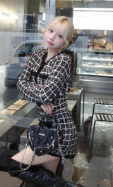 モデル：155cm（着用サイズ：FREE　着用カラー：BLK）