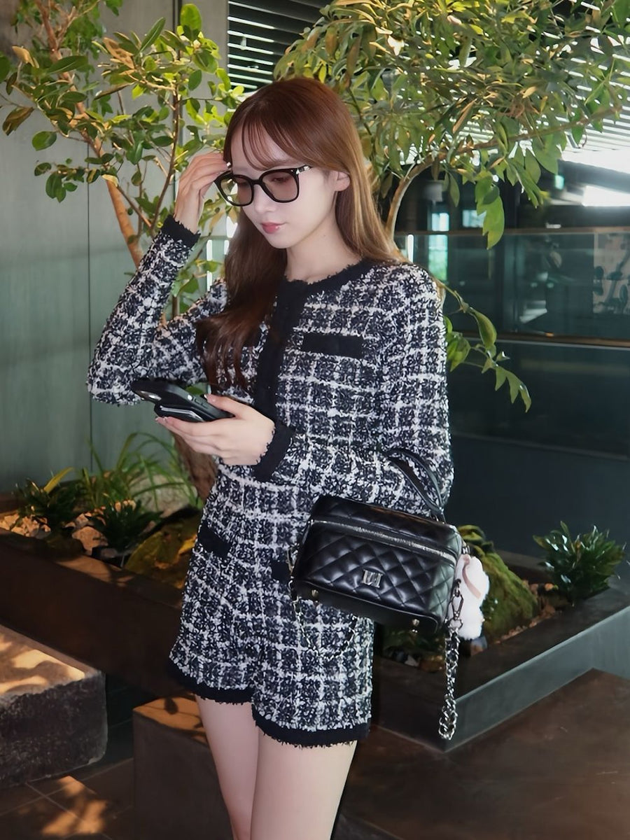 モデル：160cm（着用サイズ：FREE　着用カラー：BLK）