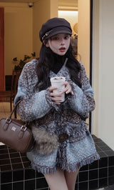 モデル：160cm（着用サイズ：FREE　着用カラー：SAX）