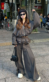 モデル：158cm（着用サイズ：FREE　着用カラー：C-GRY）