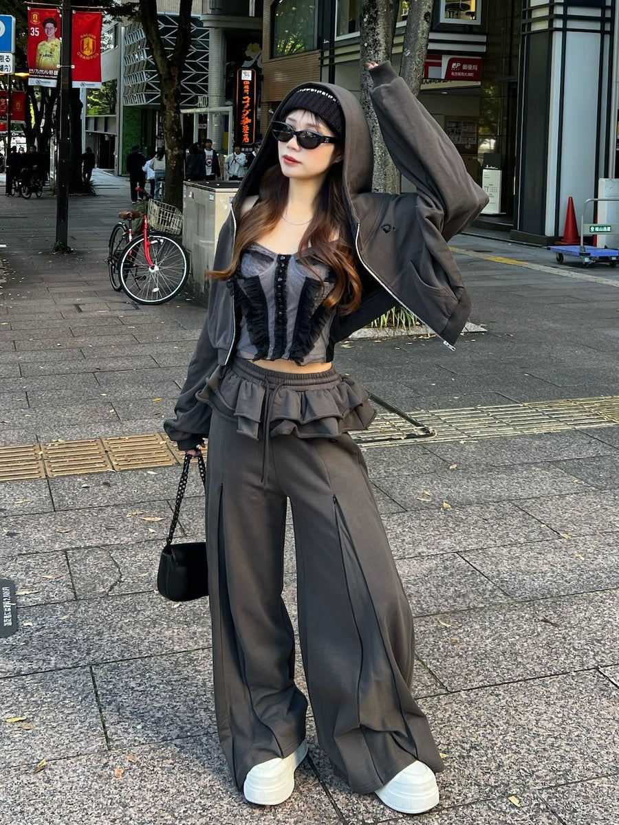 モデル：158cm（着用サイズ：FREE　着用カラー：C-GRY）