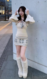 モデル：155cm（着用サイズ：FREE　着用カラー：IVO）