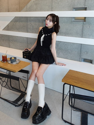 モデル：156cm（着用サイズ：FREE　着用カラー：BLK）