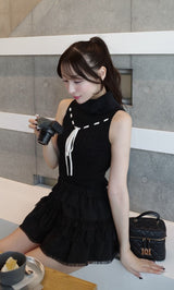 モデル：156cm（着用サイズ：FREE　着用カラー：BLK）