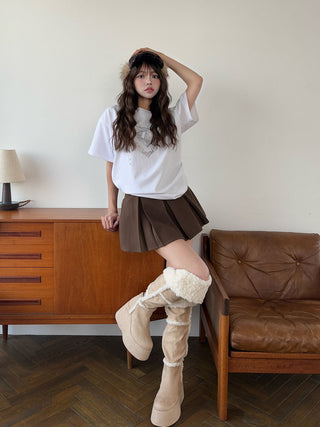 モデル：163cm（着用サイズ：FREE　着用カラー：WHT）