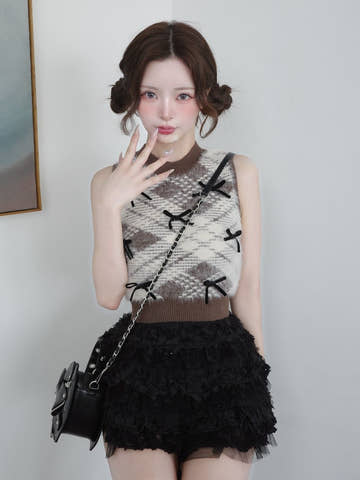 モデル：158cm（着用サイズ：FREE　着用カラー：BRN）