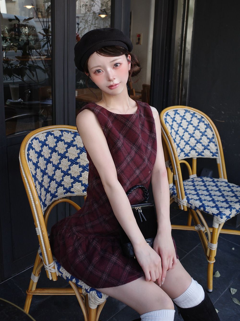 モデル：158cm（着用サイズ：FREE　着用カラー：BRD）