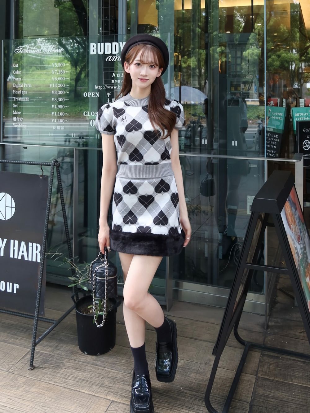 モデル：160cm（着用サイズ：FREE　着用カラー：GRY）