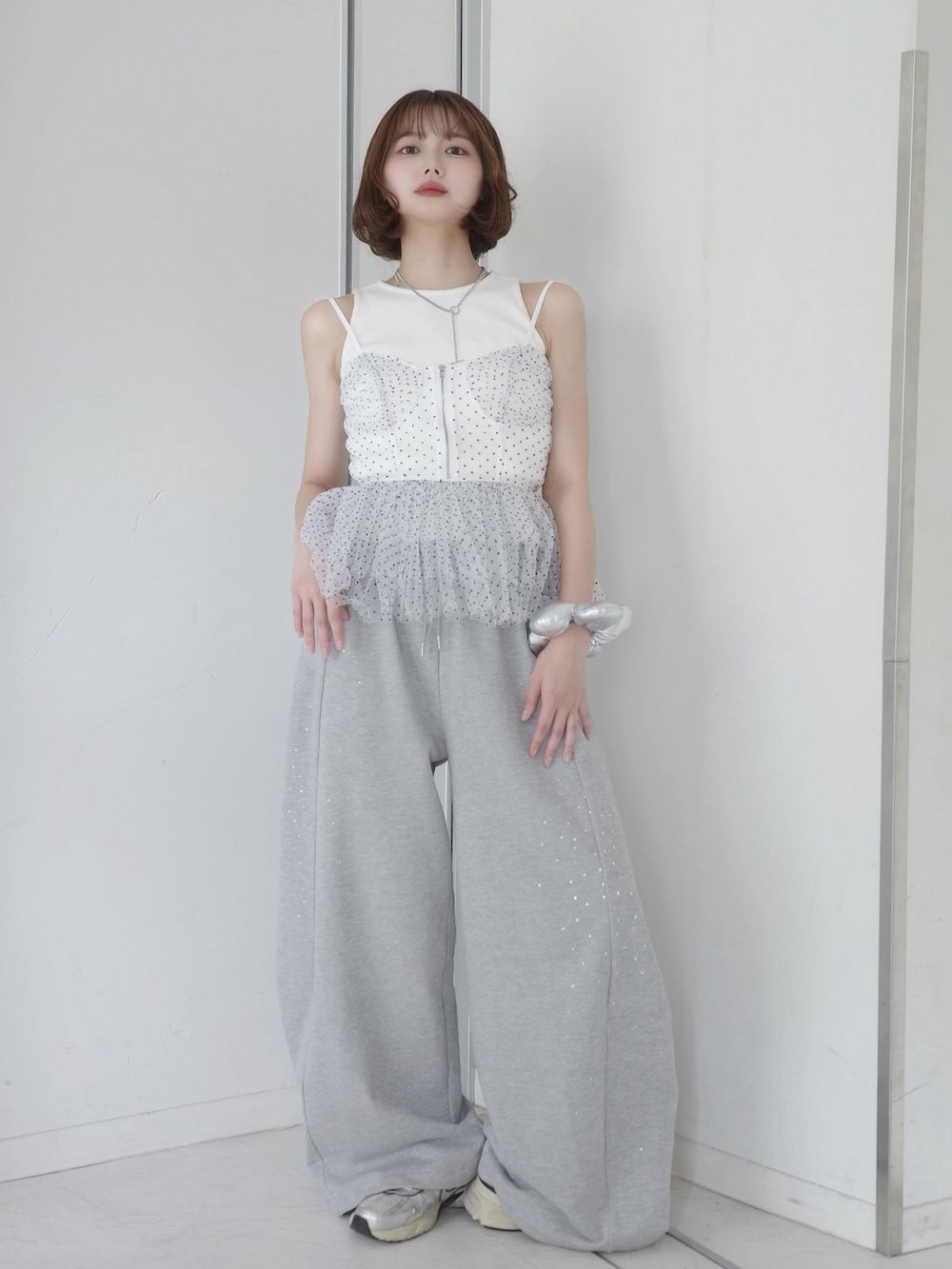 モデル：160cm（着用サイズ：FREE　着用カラー：GRY）