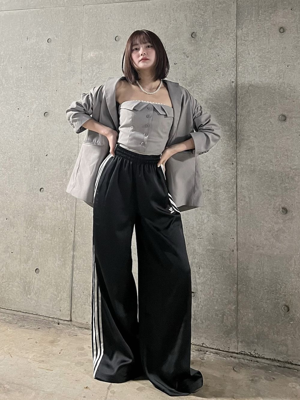 モデル：161cm（着用サイズ：FREE　着用カラー：GRY）