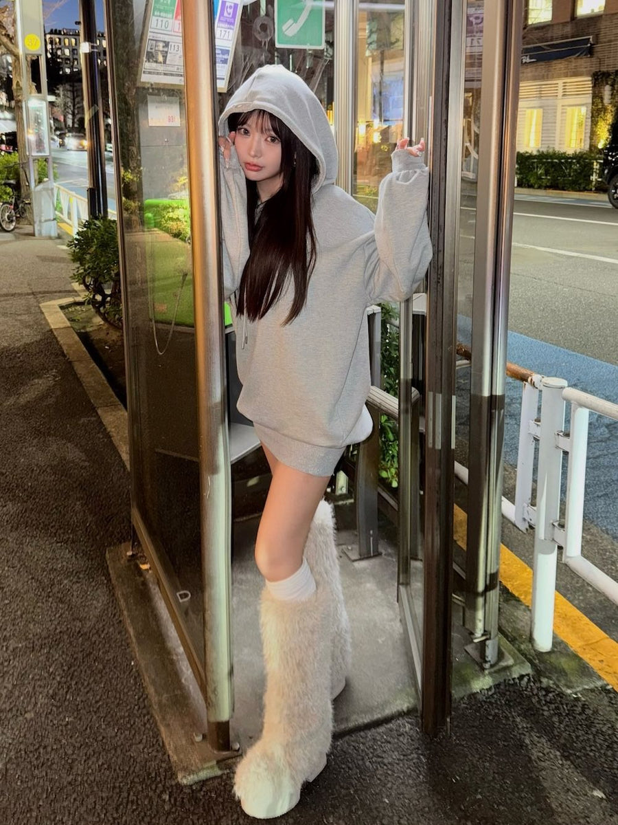 モデル：158cm（着用サイズ：FREE　着用カラー：GRY）