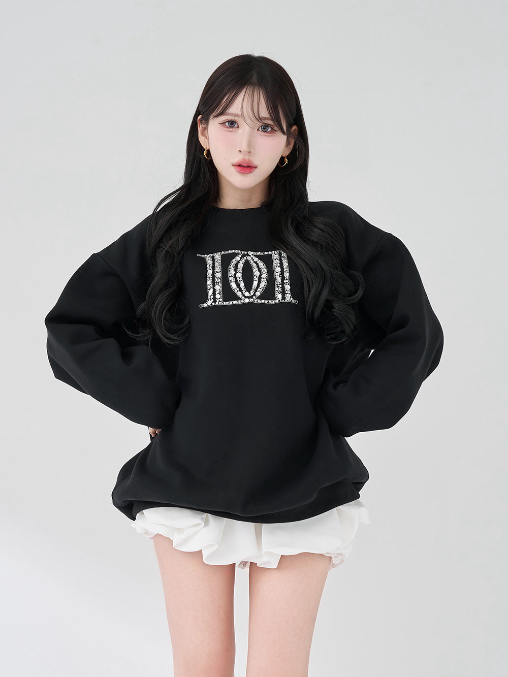モデル：165cm（着用サイズ：FREE　着用カラー：BLK）