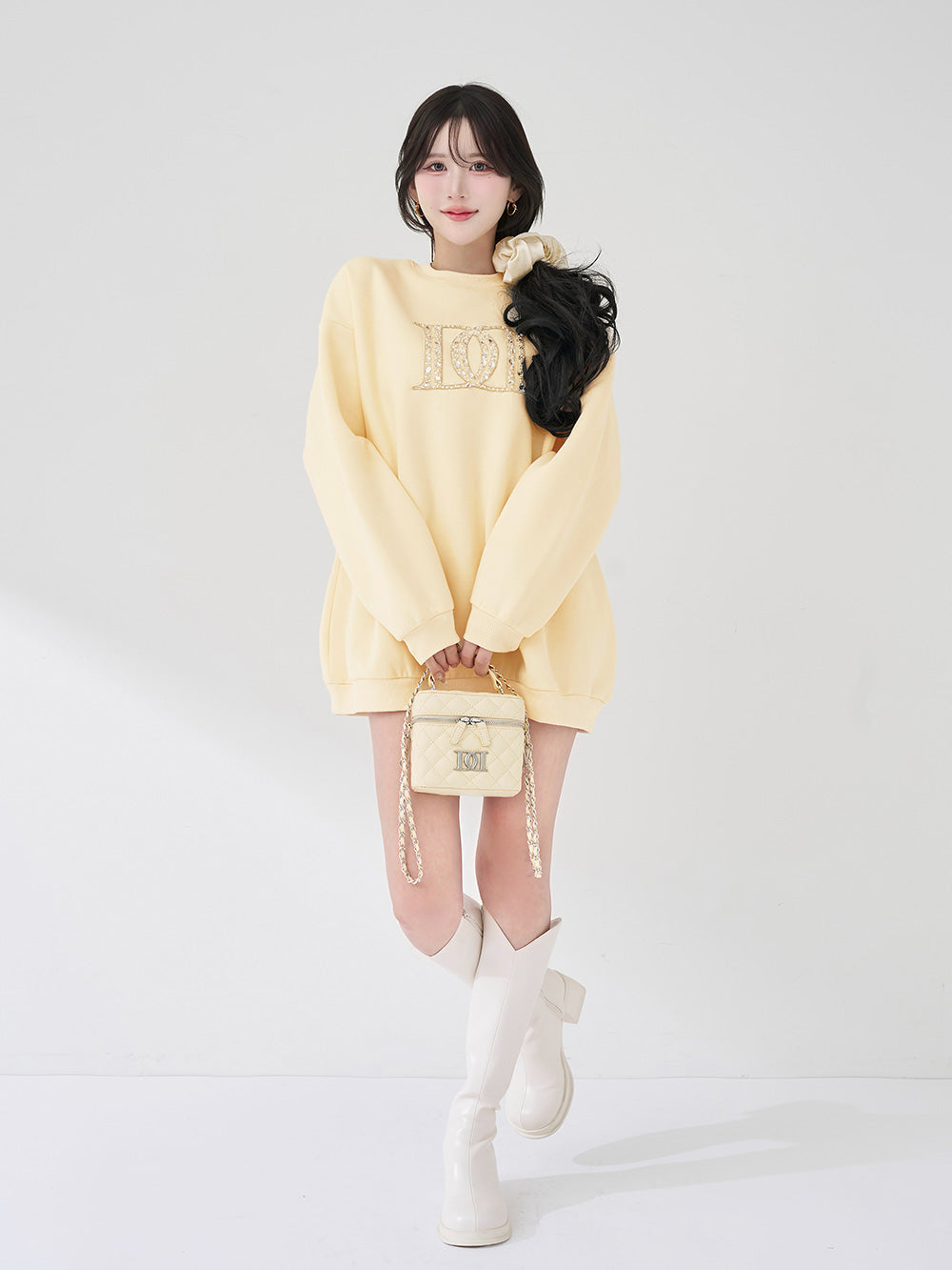 モデル：165cm（着用サイズ：FREE　着用カラー：YEL）
