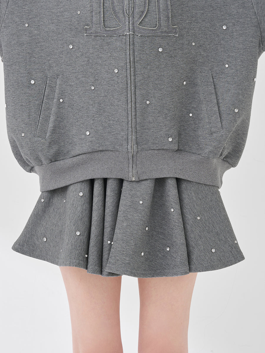 モデル：165cm（着用サイズ：FREE　着用カラー：GRY）