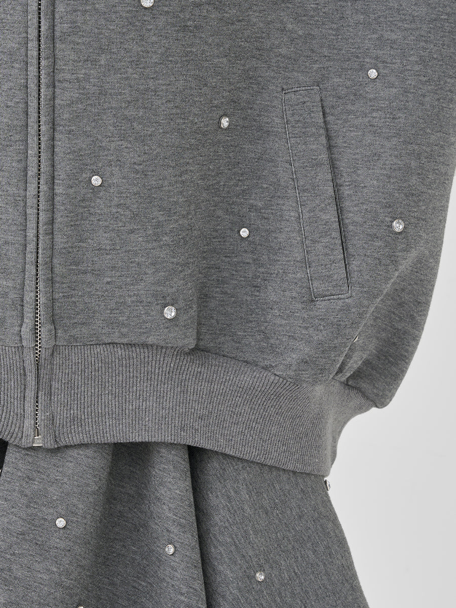 モデル：165cm（着用サイズ：FREE　着用カラー：GRY）