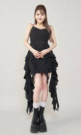 モデル：165cm（着用サイズ：FREE　着用カラー：BLK）