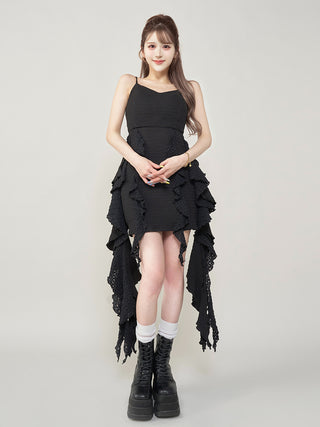 モデル：165cm（着用サイズ：FREE　着用カラー：BLK）