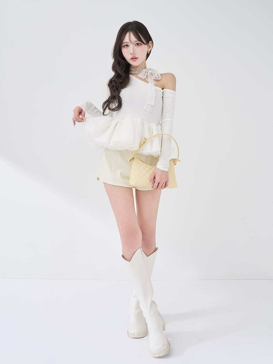 モデル：165cm（着用サイズ：FREE　着用カラー：WHT）