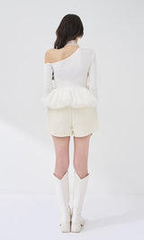 モデル：165cm（着用サイズ：FREE　着用カラー：WHT）