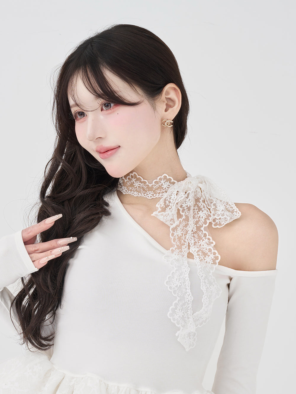モデル：165cm（着用サイズ：FREE　着用カラー：WHT）