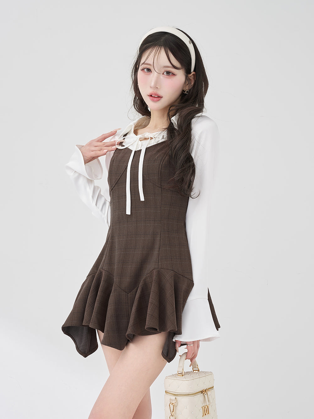 モデル：165cm（着用サイズ：FREE　着用カラー：BRN）