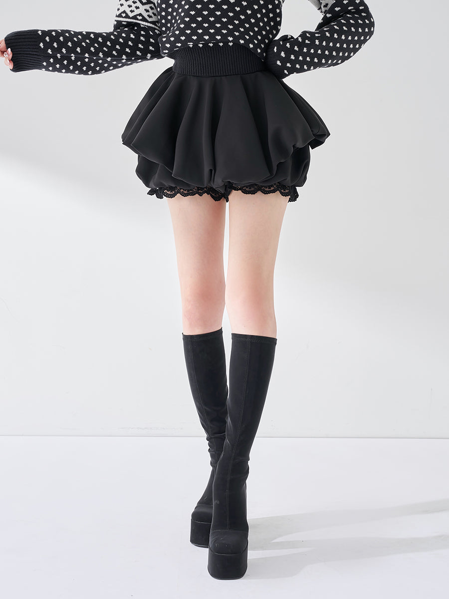 モデル：165cm（着用サイズ：FREE　着用カラー：BLK）