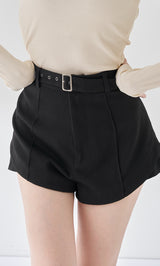 モデル：165cm（着用サイズ：S　着用カラー：BLK）