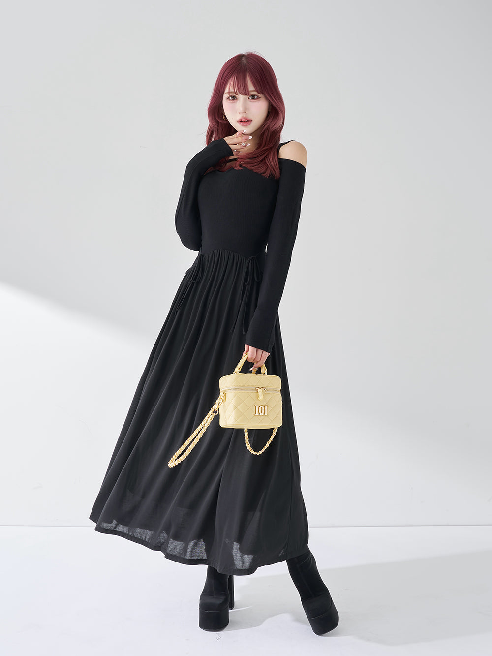 エッジデザインカットロングワンピース - blk