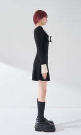 モデル：165cm（着用サイズ：FREE　着用カラー：BLK）