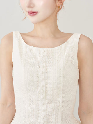 モデル：165cm（着用サイズ：FREE　着用カラー：WHT）