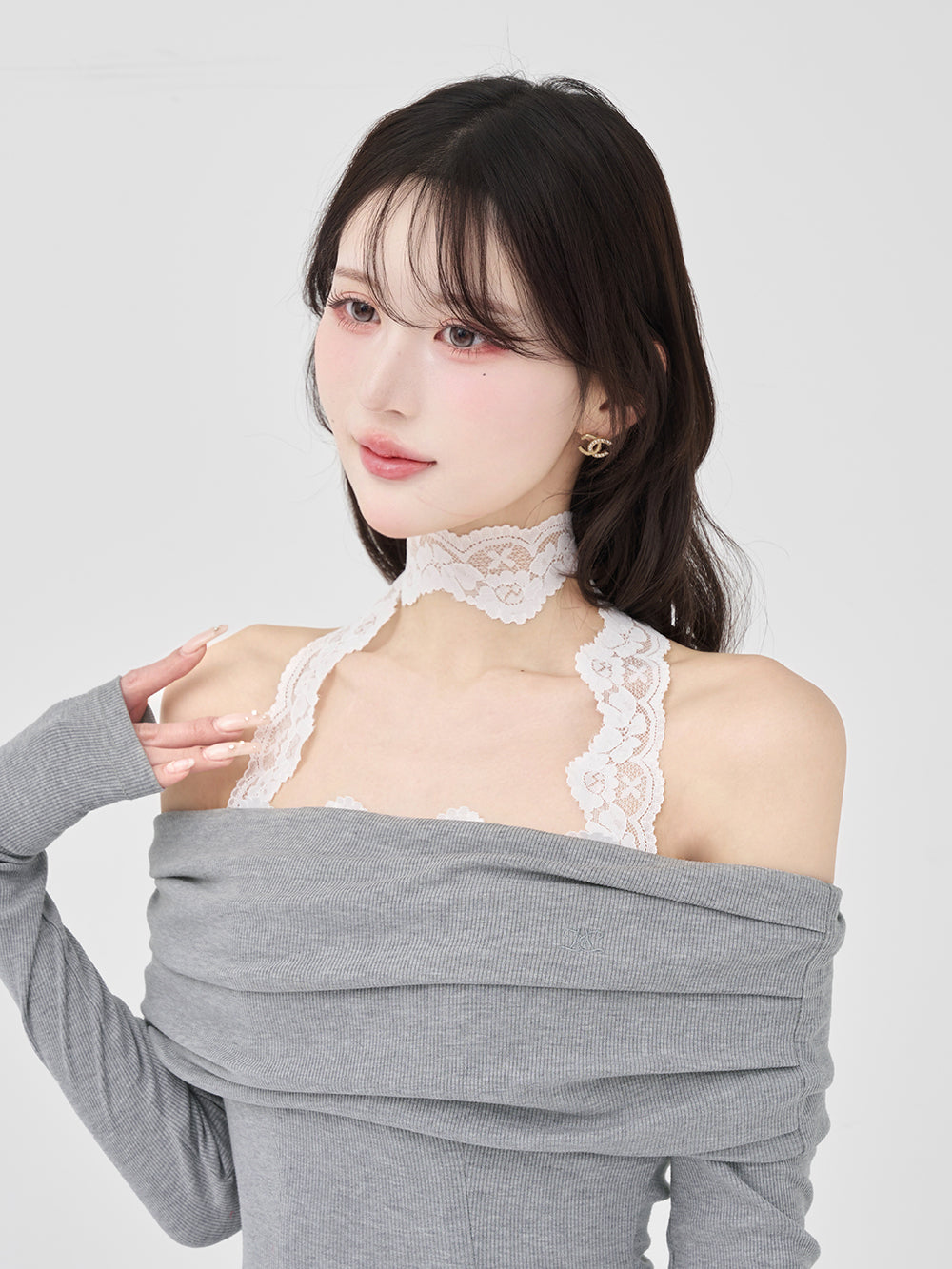 モデル：165cm（着用サイズ：FREE　着用カラー：GRY）