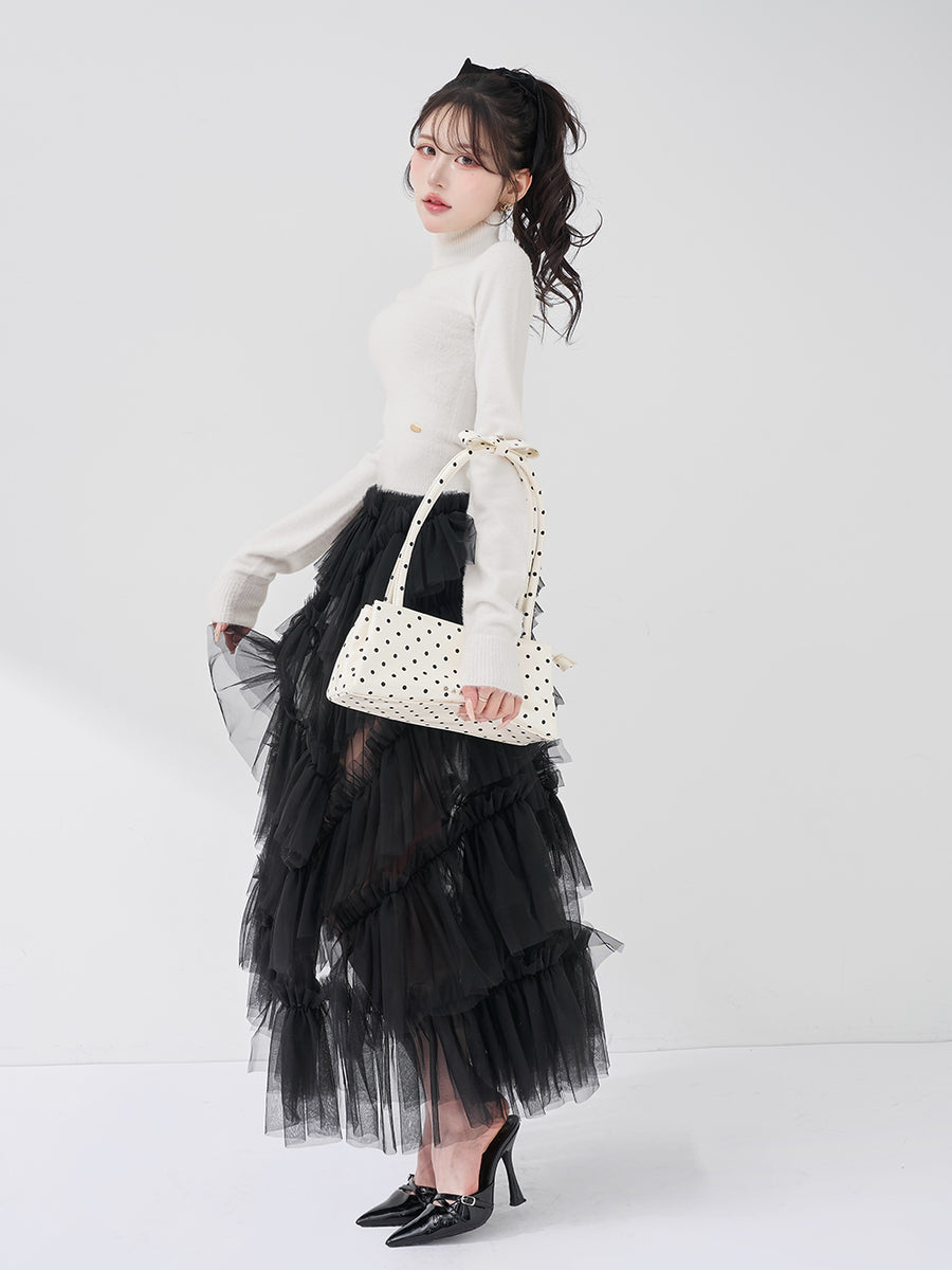 モデル：165cm（着用サイズ：FREE　着用カラー：WHT）