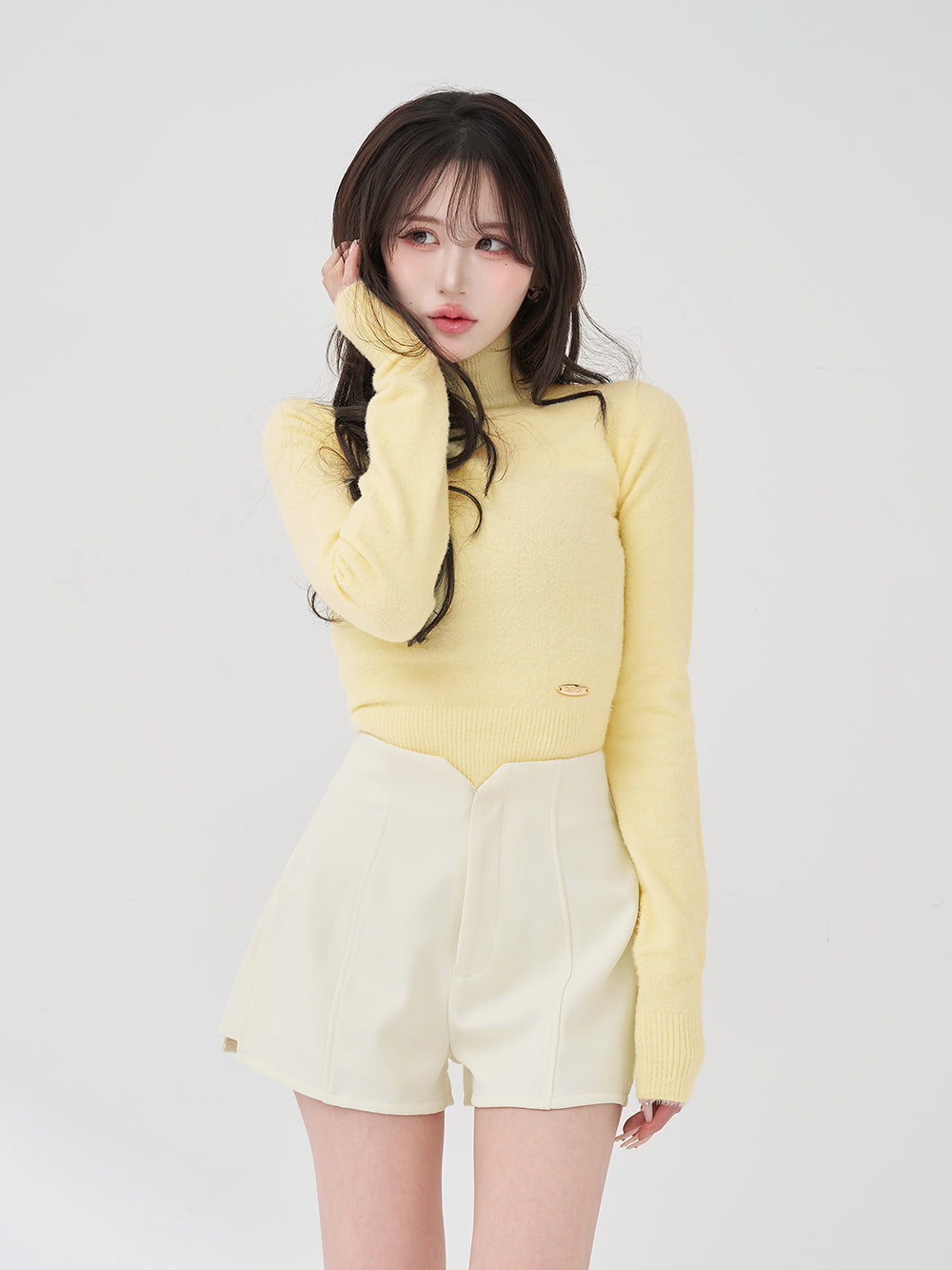 ハイネックシャギーニットトップス - yel