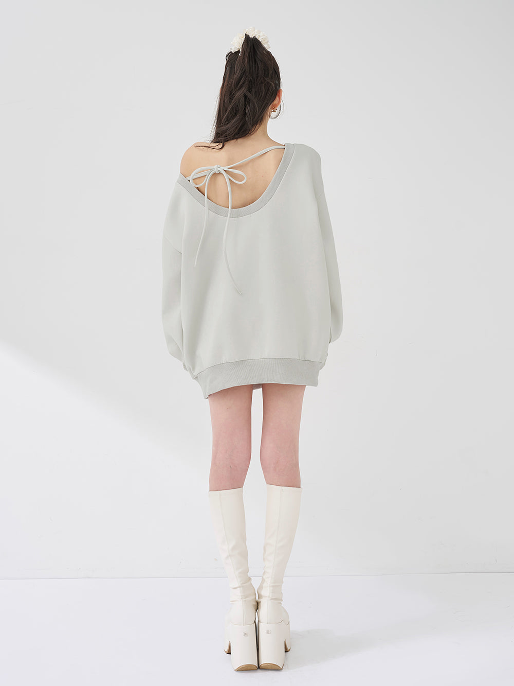 バックリボンパールグラフィックスウェットプルオーバー