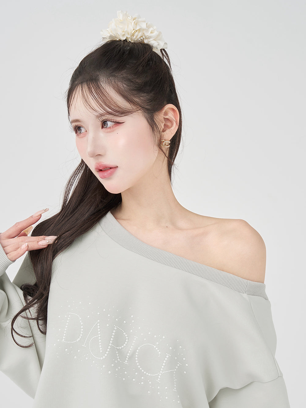 モデル：165cm（着用サイズ：FREE　着用カラー：L-GRY）