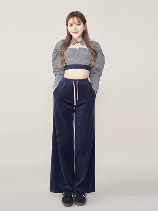モデル：165cm（着用サイズ：FREE　着用カラー：NVY）