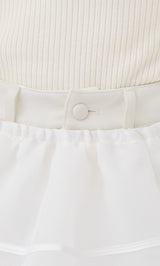 モデル：165cm（着用サイズ：S　着用カラー：WHT）