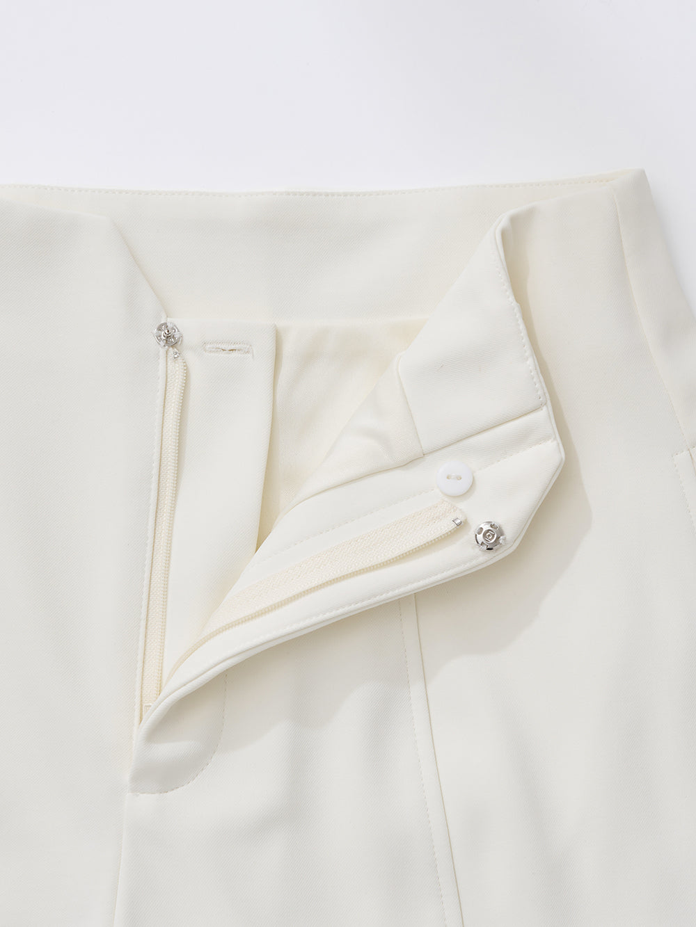 サイズ：S　カラー：WHT）