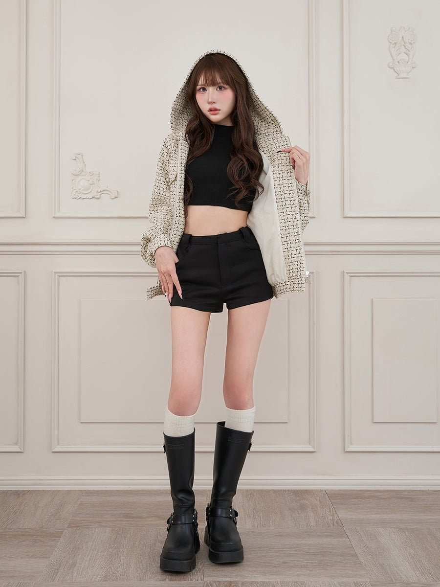 モデル：165cm（着用サイズ：S　着用カラー：IVO）