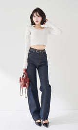 モデル：165cm（着用サイズ：FREE　着用カラー：IVO）