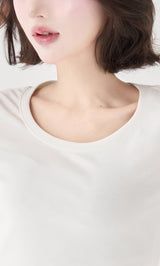 モデル：165cm（着用サイズ：FREE　着用カラー：IVO）