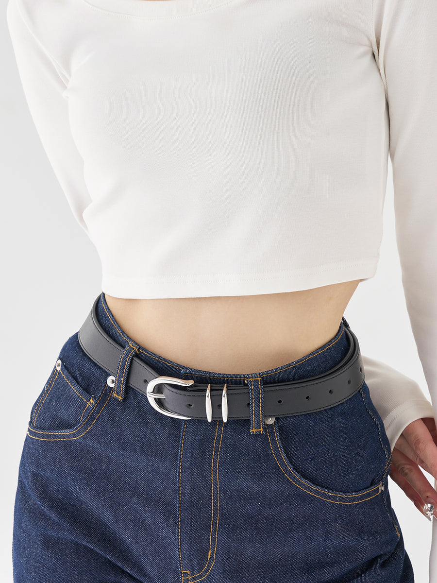 モデル：165cm（着用サイズ：FREE　着用カラー：IVO）