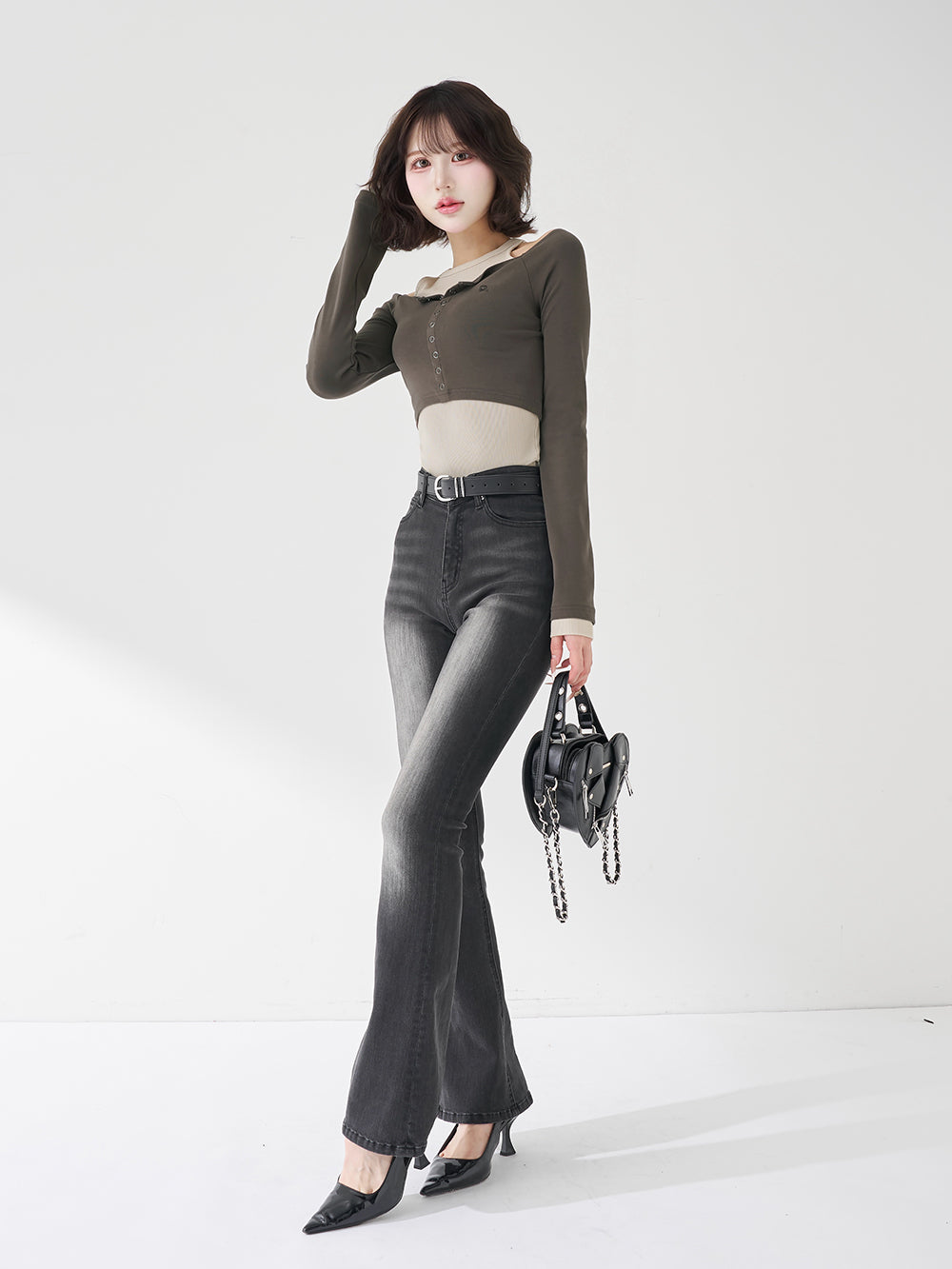 モデル：165cm（着用サイズ：FREE　着用カラー：C-GRY）