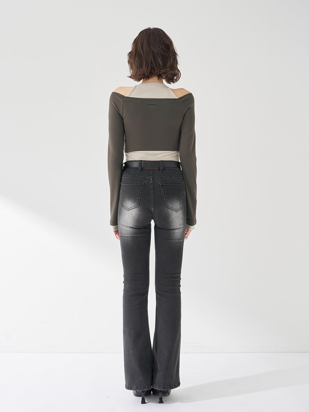 モデル：165cm（着用サイズ：FREE　着用カラー：C-GRY）