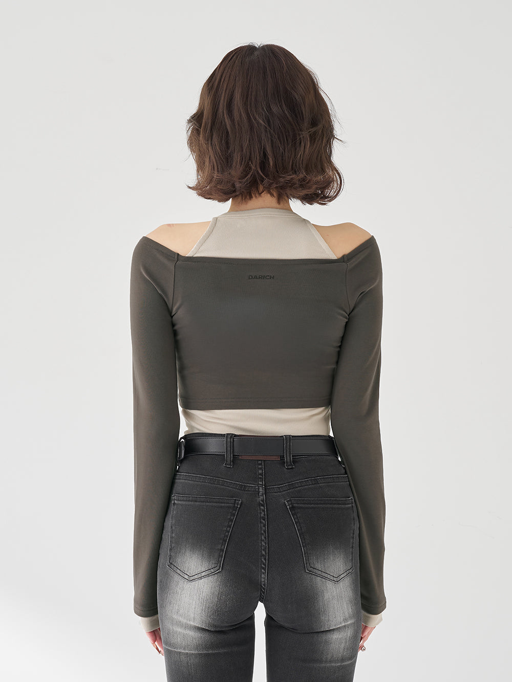 モデル：165cm（着用サイズ：FREE　着用カラー：C-GRY）