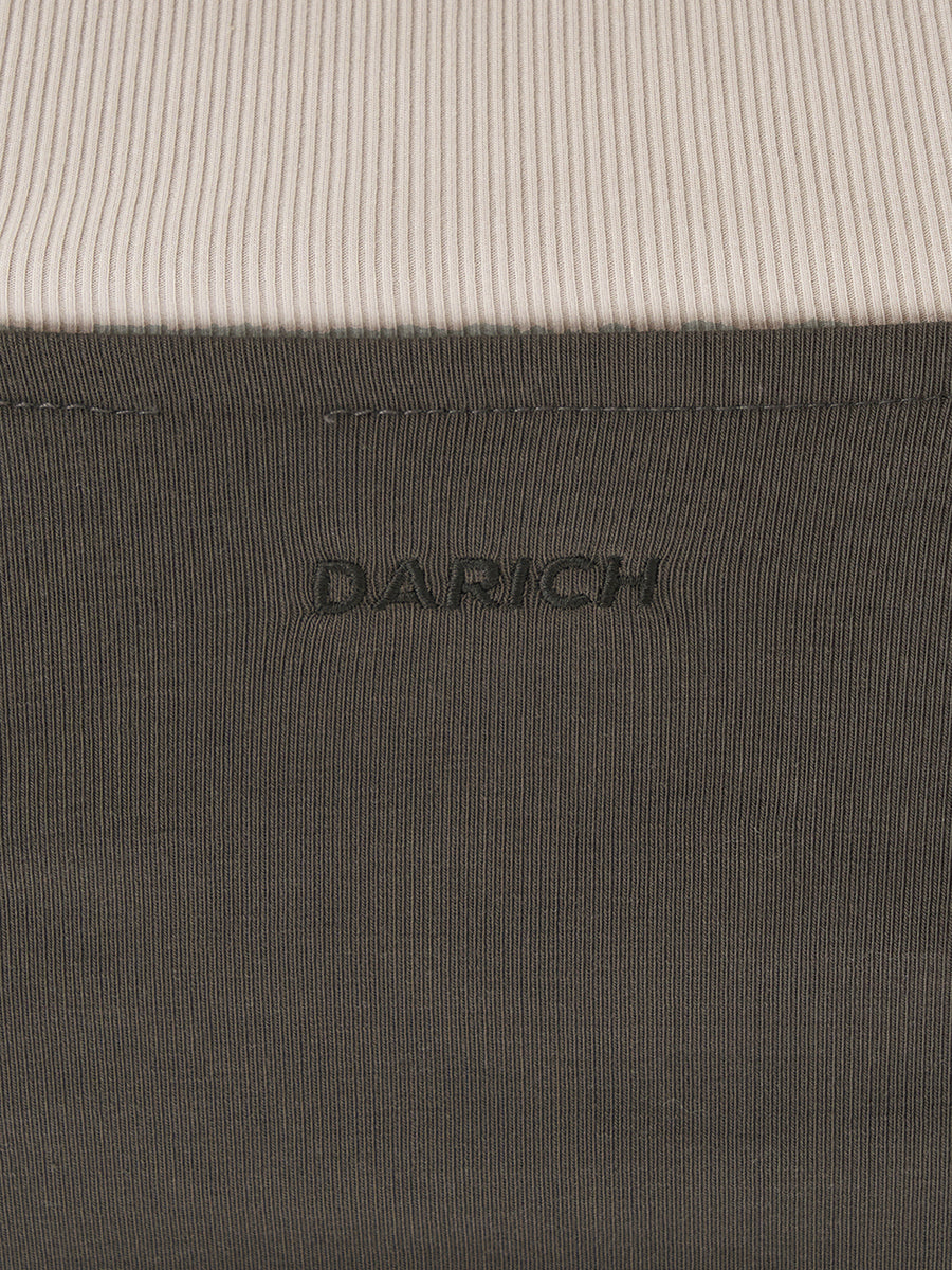 モデル：165cm（着用サイズ：FREE　着用カラー：C-GRY）