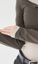 モデル：165cm（着用サイズ：FREE　着用カラー：C-GRY）