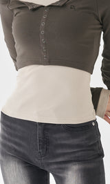 モデル：165cm（着用サイズ：FREE　着用カラー：C-GRY）