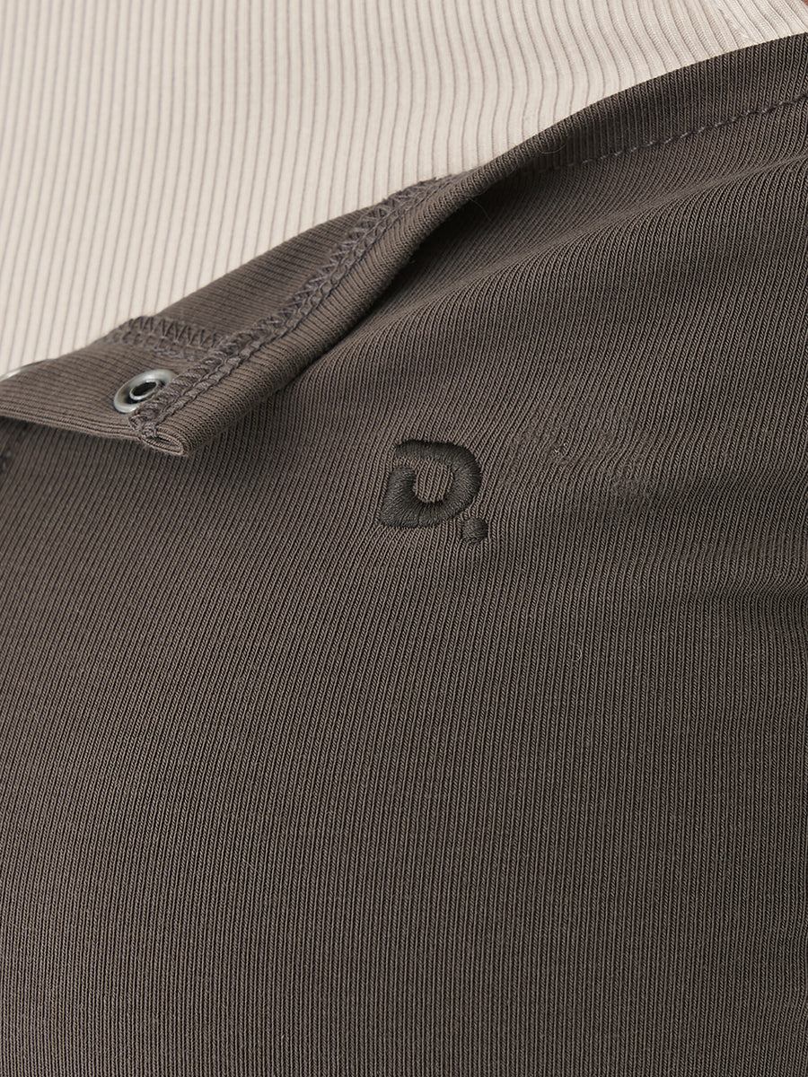 モデル：165cm（着用サイズ：FREE　着用カラー：C-GRY）