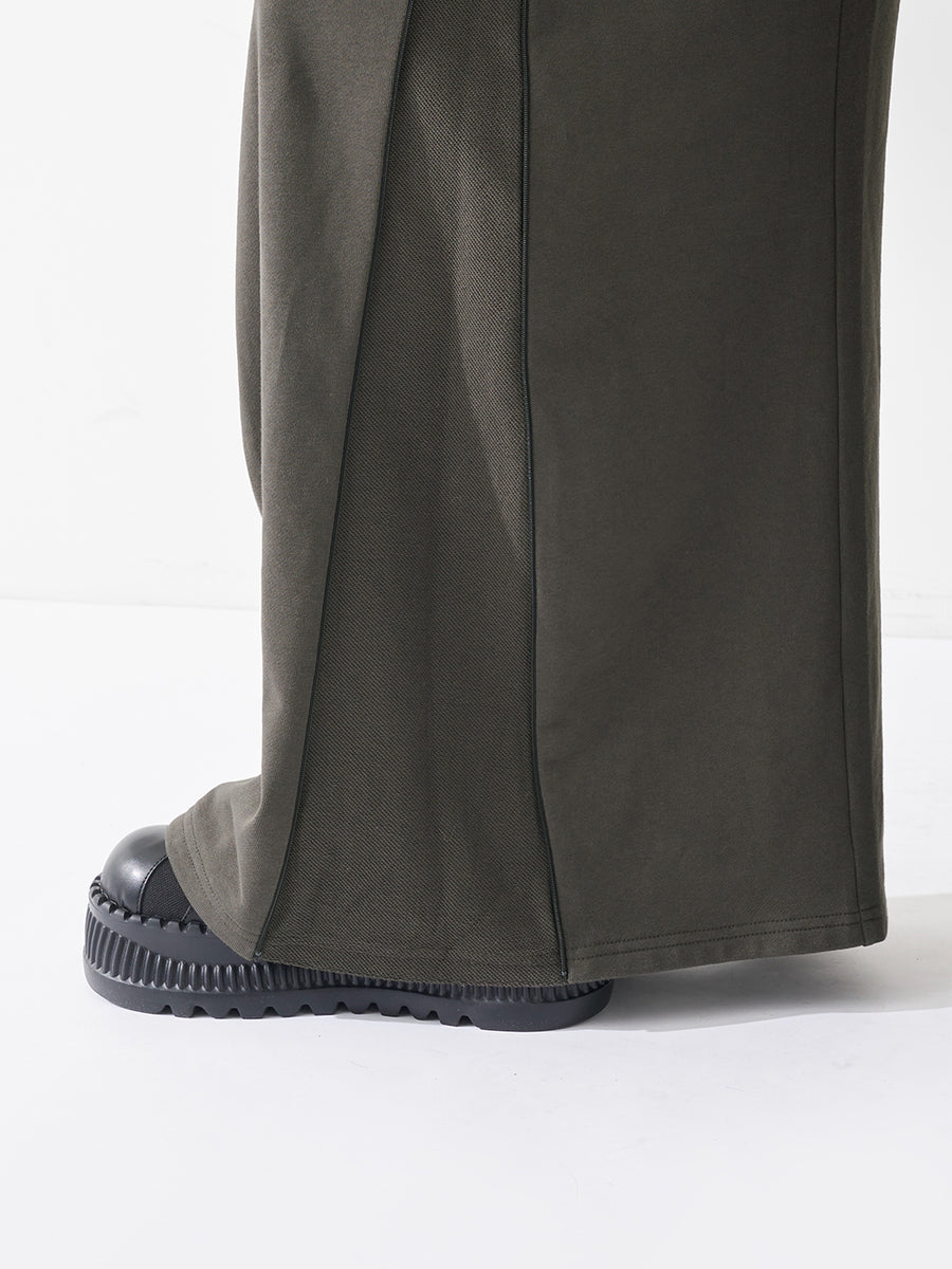 モデル：165cm（着用サイズ：FREE　着用カラー：C-GRY）